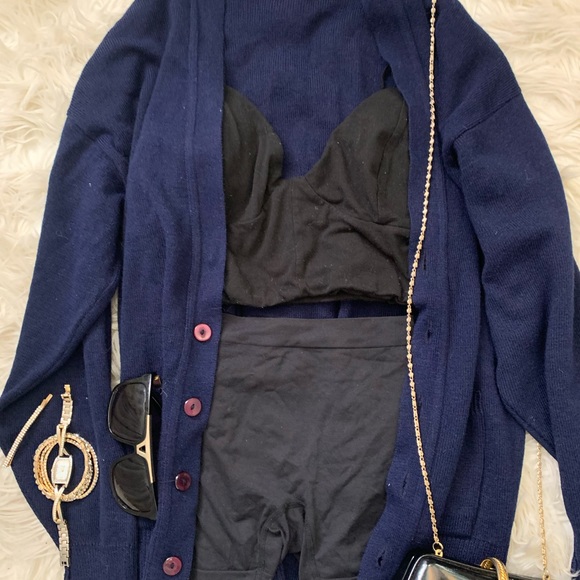 Women’s bundle - Picture 2 of 9